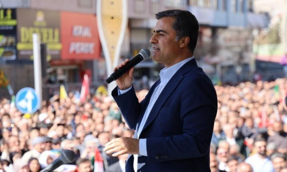 Τουρκία: Επεισοδιακές διαδηλώσεις μετά την ακύρωση της εκλογής του δημάρχου Βαν